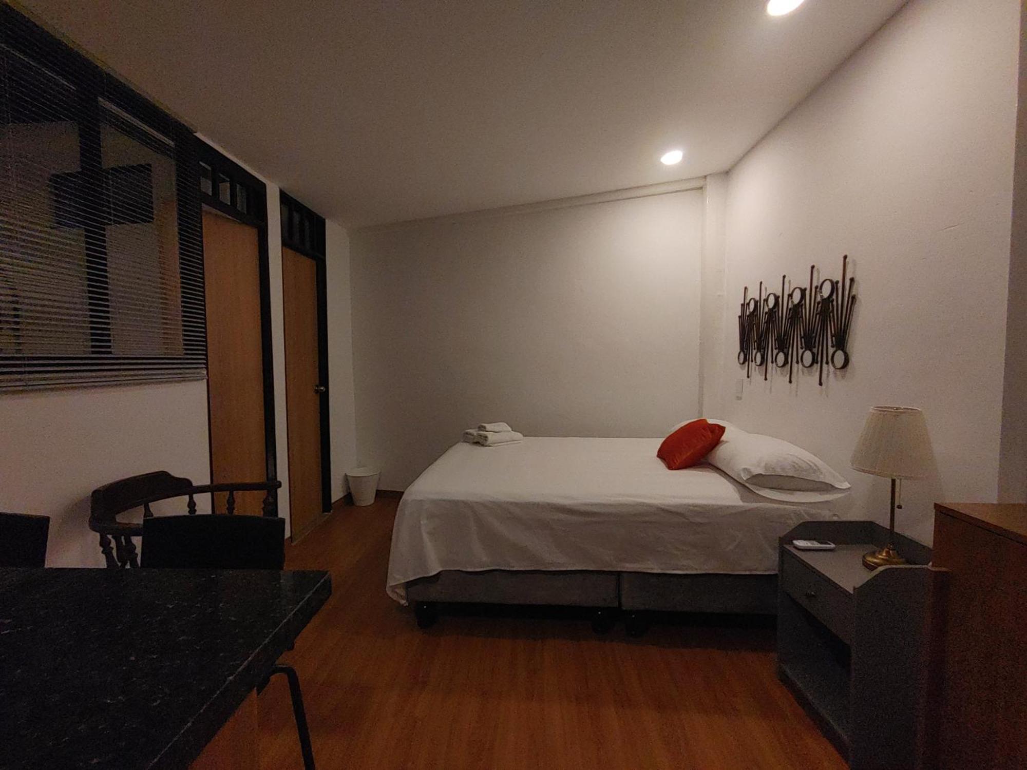 Casa Blanca San Antonio Hostal Boutique Cali Quarto foto